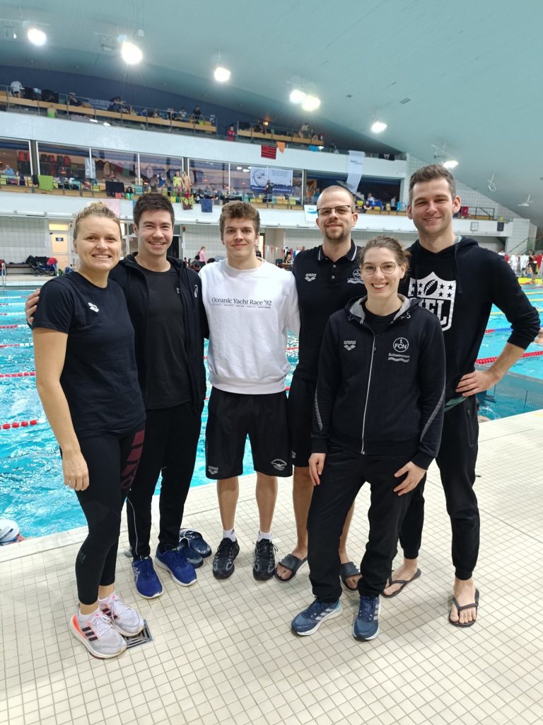 Team des 1.FCN Schwimmen e.V. und der SG Mittelfranken